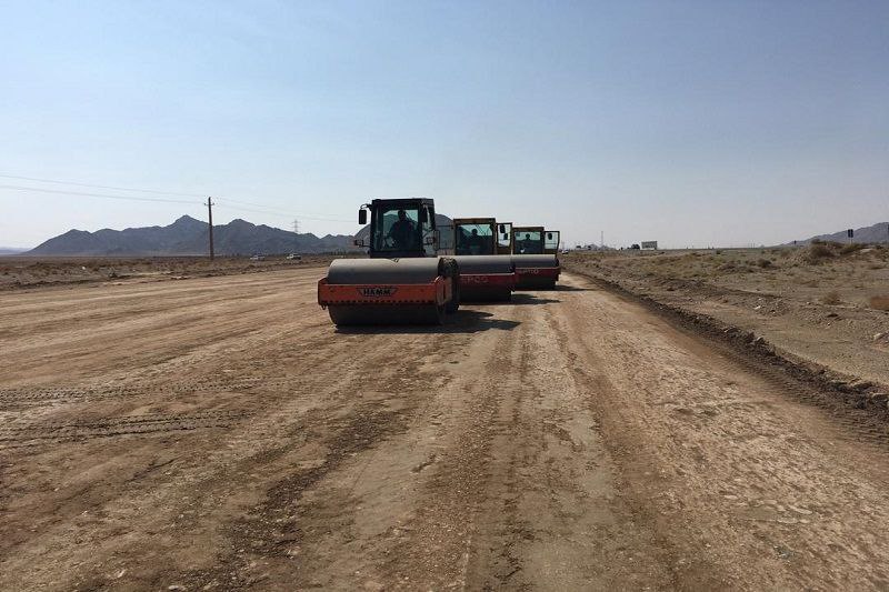 انجام روکش آسفالت محور ایرانشهر _ راسک در جنوب سیستان و بلوچستان