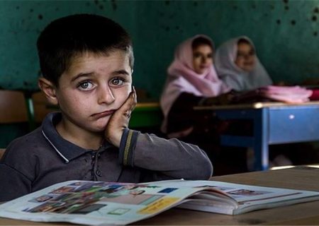نجات‌بخش رویای تحصیل در قلب روستاهای دورافتاده سیستان‌وبلوچستان