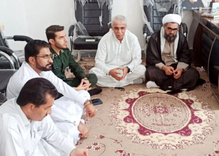 دیدار فرماندار و مسئولان شهرستان با امام جمعه شهرستان