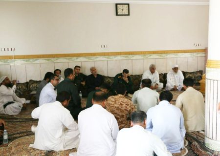 تعامل با علما سرمایه اجتماعی منطقه است