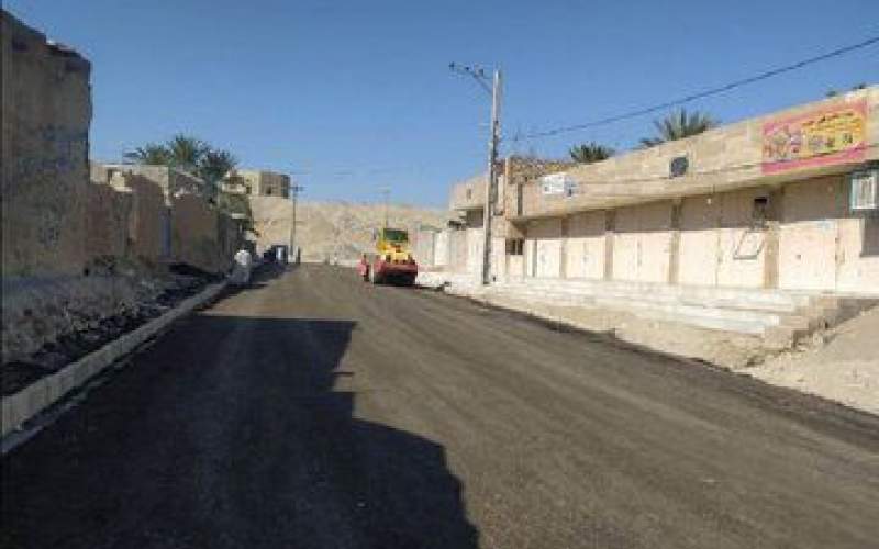 آسفالت معابر آغاز انقلاب شهری در خاش