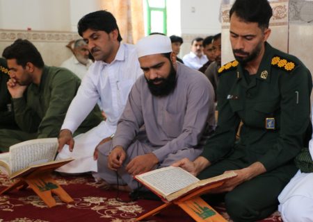 انس با قرآن چراغ هدایت امت اسلامی