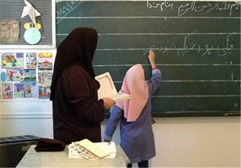 همه دانش‌آموزان باید امکانات برابر داشته باشند