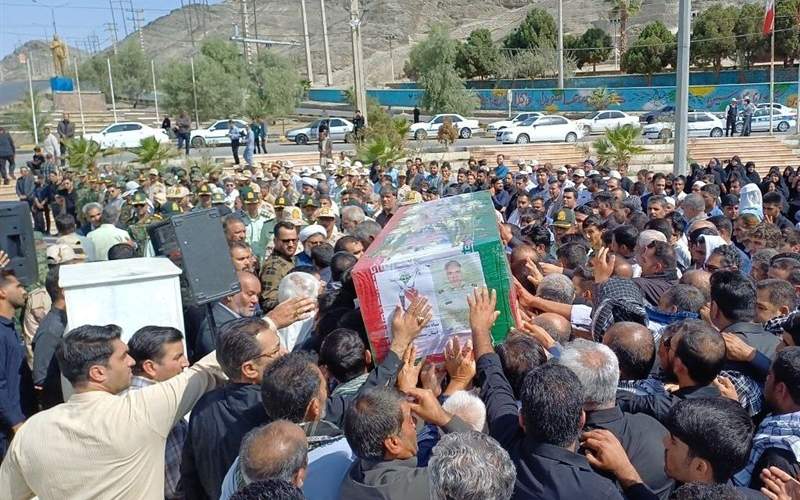 تشییع پیکر مطهر سردار شهید «ابراهیم فضیلتی» در زاهدان
