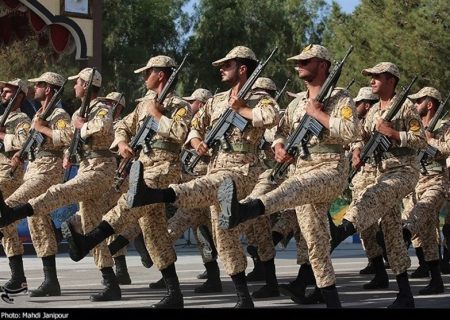 سربازان امنیت می‌آفرینند و غرور می‌سازند