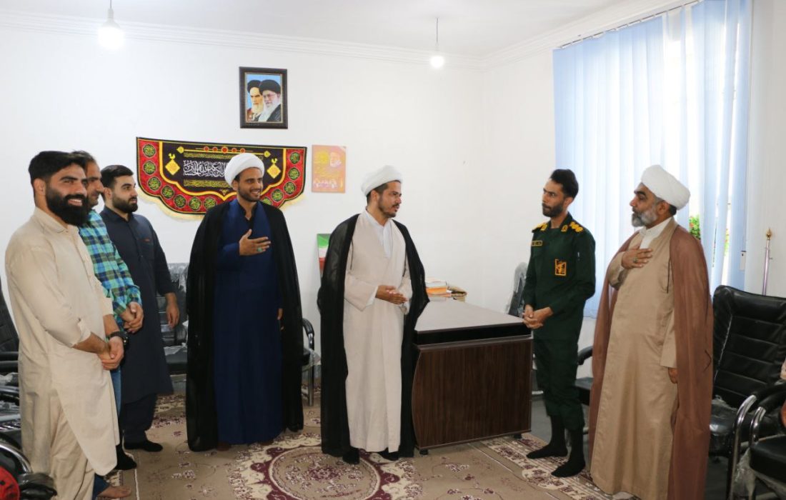 هفته بسیج نماد وحدت بصیرت و خدمت مردمی