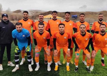 باقری‌نیا به دنبال صعود، رجبی تشنه امتیاز