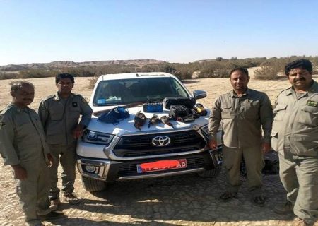 دستگیری ۸ شکارچی غیرمجاز در منطقه چاه‌نیمه زهک