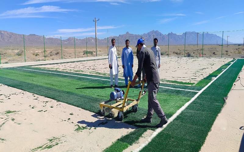 آغاز بهره‌برداری از زمین چمن مصنوعی گرسامان