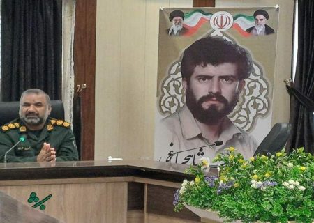 حضرت زهرا (س) پرچم‌دار فرهنگ ناب اسلامی