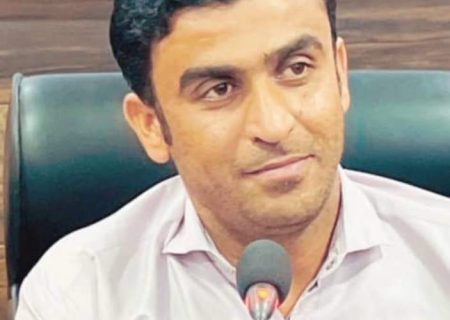 انجمن شعر دشتیاری پلی میان نسل‌ها