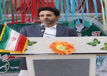 مجلس، محور مردم‌سالاری و پشتوانه عدالت و پیشرفت