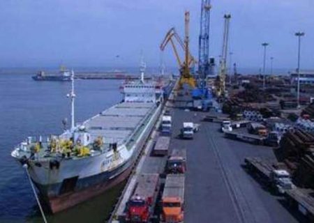 تخلیه یک‌ میلیون تن کالای اساسی در چابهار