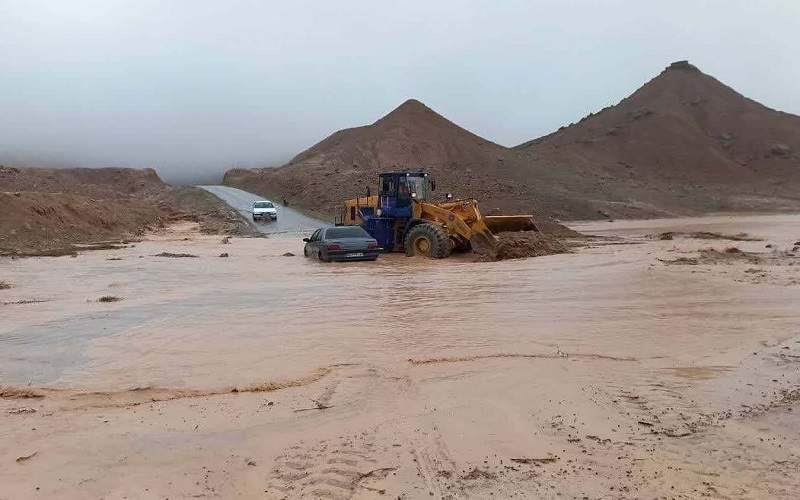 با سیلاب در سیستان‌وبلوچستان ۵ مسیر بسته شد