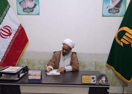 تخریب اموال عمومی همراهی با دشمن است