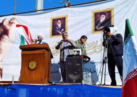 معترض قرآن و مسجد نمی‌سوزاند