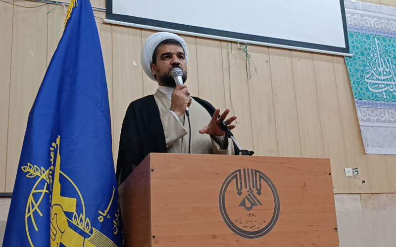 ملت ایران فریب بازی زیاده‌خواهان را نمی‌خورند