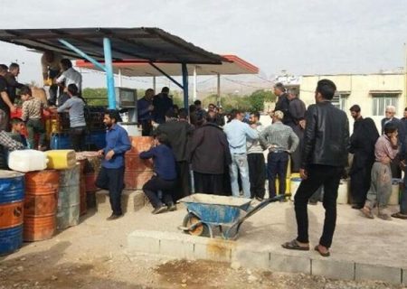 توزیع ۲۳۰ میلیون لیتر نفت سفید در زاهدان