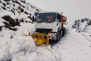 اجرای ۱۱۰ کیلومتر برف‌روبی در محورهای روستایی تفتان