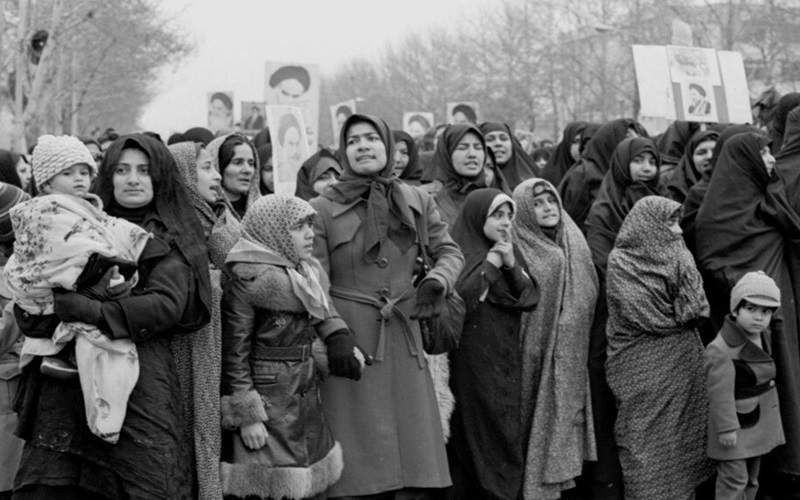 زنان؛ ستون‌های ماندگار انقلاب اسلامی