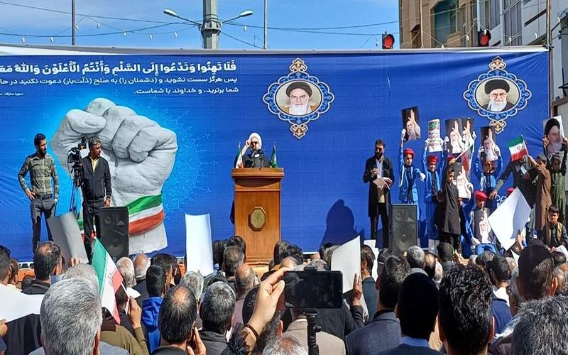 وحدت شیعه و سنی سد محکم توطئههای دشمنان