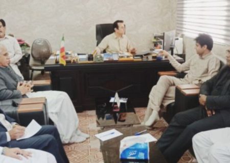 تأکید مسئولان بر رونق بازارچه مرزی پیشین