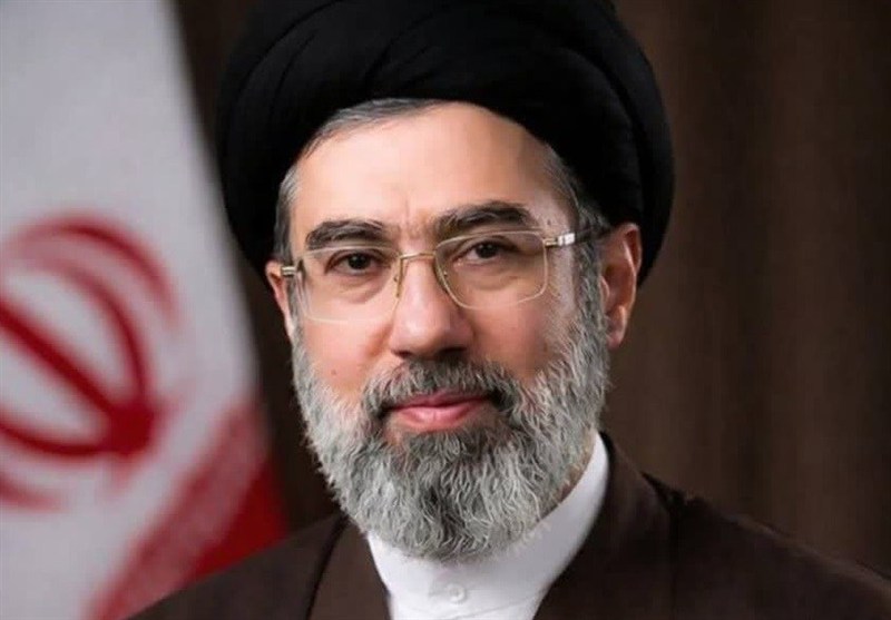آیتالله سید مجتبی خامنهای سومین رهبر ایران شدند