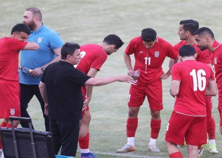 انتخاب ۳۰ بازیکن فوتبال برای اردوی ترکیه