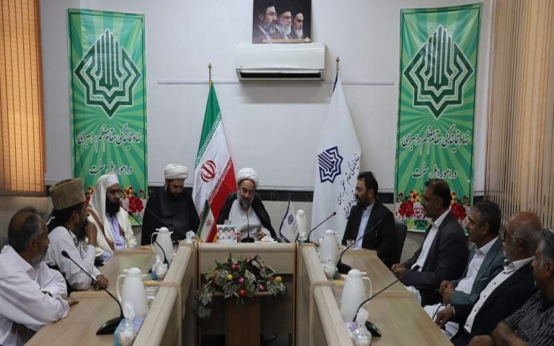 ملت ایران از بحرانها مقتدرانه عبور کرد