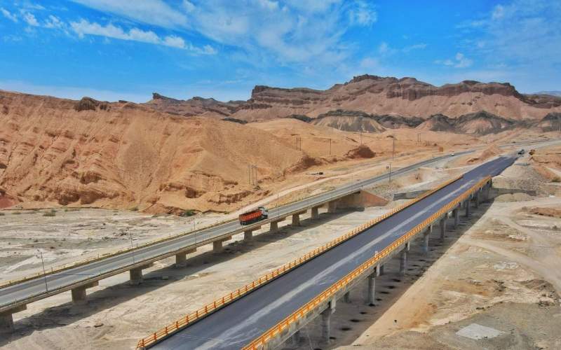 افتتاح پل حرمک در مسیر ارتباطی زابل – زاهدان