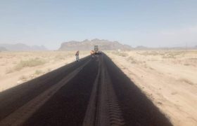 آغاز عملیات روکش آسفالت محور پشت‌کوه خاش