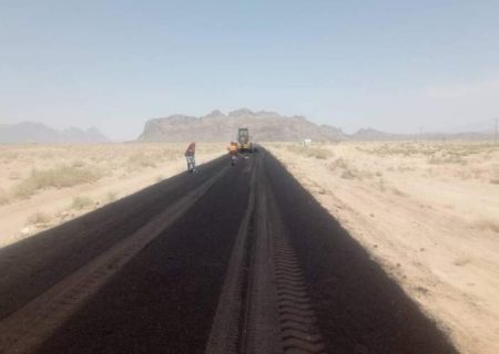 آغاز عملیات روکش آسفالت محور پشت‌کوه خاش