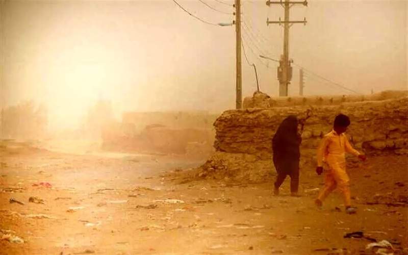 گردوخاک در شمال سیستانوبلوچستان ادامه دارد