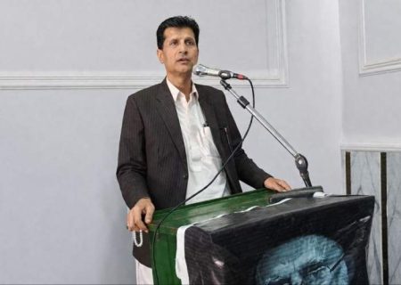 تنگه هرمز، نماد اقتدار ایران اسلامی است