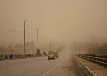 خیزش گردوخاک با باد ۱۱۵ کیلومتری زابل