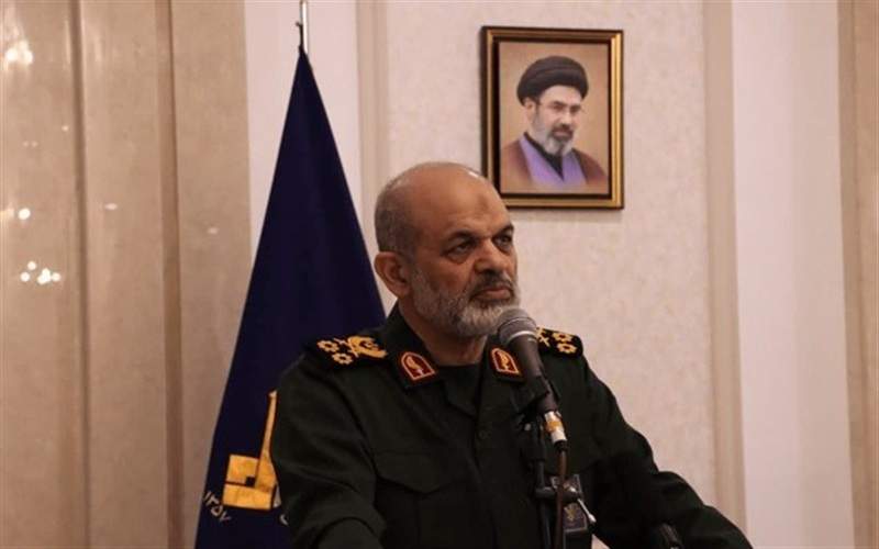 رزمندگان اسلام مسلح‌ترین ارتش تاریخ را به‌زانو در آوردند