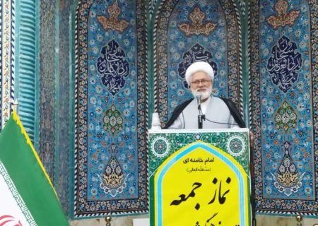 تقوا و خدمت‌رسانی کلید حل مشکلات مردم