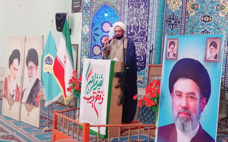 عزت ملی، دستاورد ایستادگی در برابر استکبار