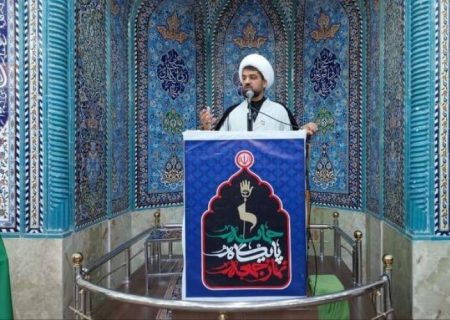 وحدت سد محکم مقابله با استکبار