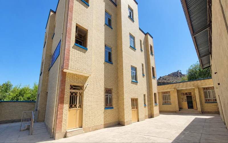 افتتاح هنرستان شبانهروزی برکت در شهرستان سرباز