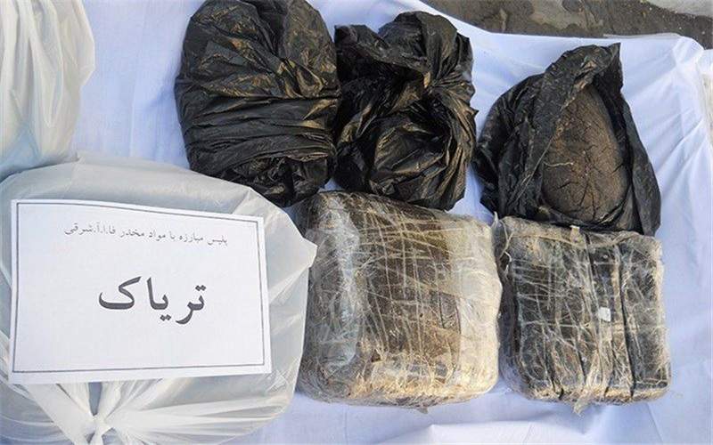 کشف ۱۰ کیلوگرم تریاک در محور خاش – ایرانشهر